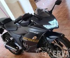 للبيع دباب Gixxer 250