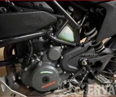 دباب KTM أدفانشر ماشي اقل من 2000 للبيع