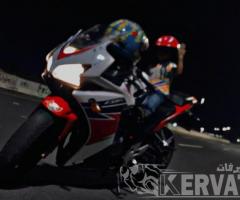 تدريب وتعليم قيادة الدراجة النارية (التدريب على CBR 400RR )